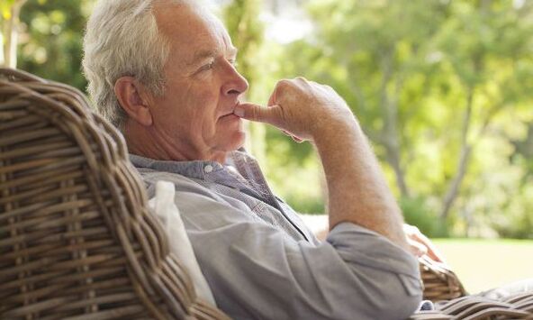 La prostatite est diagnostiquée chez les hommes âgés qui ne sont pas sûrs de leurs capacités. 